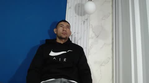 Snapshot of morganandmegan chatting on December 16, 11:26 am MORGAN AND MEGAN online show from December 16, 11:26 am