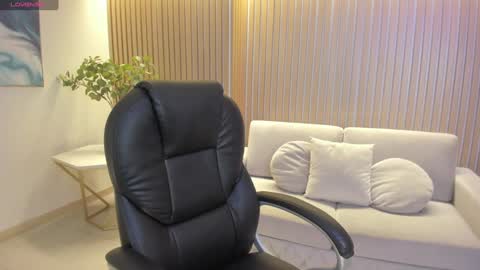 Morgan Hicks online show from January 29, 6:39 pm