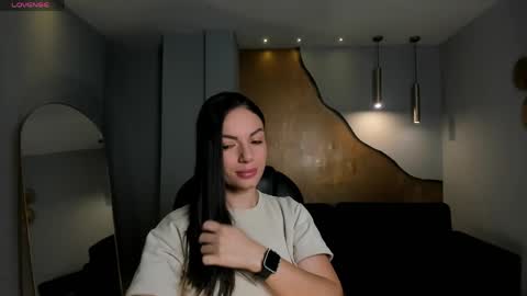 Morgan Hicks online show from May 21, 10:33 am