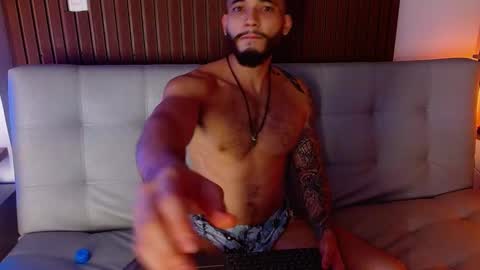 Snapshot of morgann_jones chatting on February 21, 7:23 am morgan online show from February 21, 7:23 am