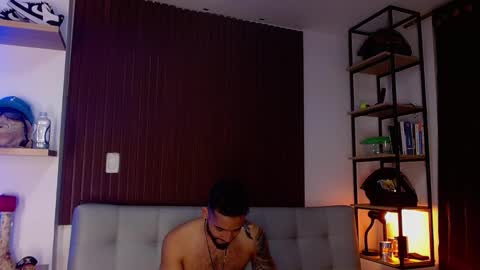 Snapshot of morgann_jones chatting on February 22, 1:22 am morgan online show from February 22, 1:22 am