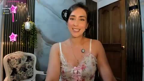 Moriah online show from June 16, 7:27 pm