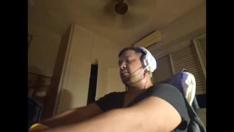 Snapshot of morocho777 chatting on February 26, 5:09 am Bruno online show from February 26, 5:09 am