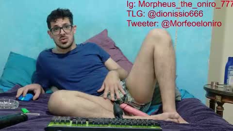Snapshot of morpheus_the_oniro chatting on December 3, 12:40 am Morpheo online show from December 3, 12:40 am
