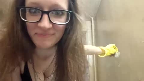 Snapshot of morriganthorn chatting on October 12, 12:09 am Switch Princess Chloe online show from October 12, 12:09 am