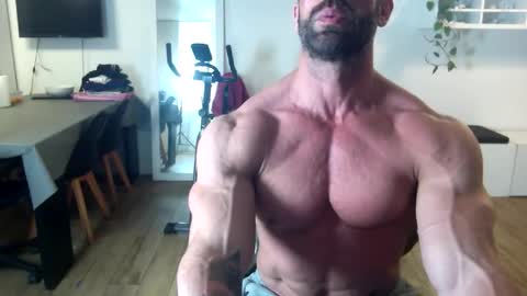 Snapshot of mosh2 chatting on November 24, 11:26 pm Kattie Mosh online show from November 24, 11:26 pm