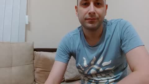 Snapshot of mostwanted7 chatting on December 3, 5:11 pm mostwanted7 online show from December 3, 5:11 pm