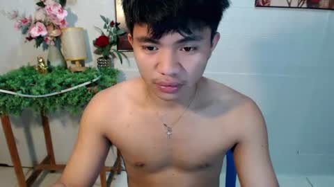 mostwantedtwink online show from June 18, 1:28 am