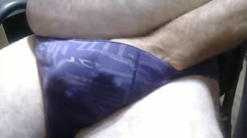 Snapshot of moth12 chatting on October 19, 4:51 pm moth12 online show from October 19, 4:51 pm