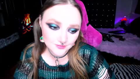 Snapshot of motorkate chatting on December 20, 10:32 pm motorkate online show from December 20, 10:32 pm