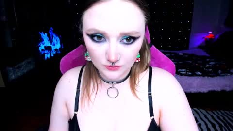 Snapshot of motorkate chatting on December 24, 12:22 am motorkate online show from December 24, 12:22 am