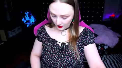 Snapshot of motorkate chatting on December 24, 7:44 pm motorkate online show from December 24, 7:44 pm