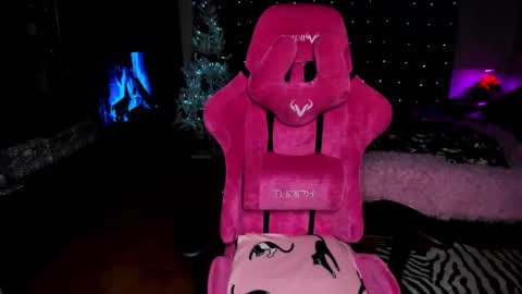 Snapshot of motorkate chatting on December 28, 5:55 am motorkate online show from December 28, 5:55 am