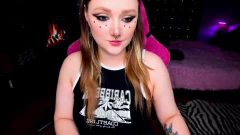 Snapshot of motorkate chatting on February 28, 1:47 am motorkate online show from February 28, 1:47 am