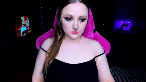 Snapshot of motorkate chatting on March 12, 8:41 am motorkate online show from March 12, 8:41 am