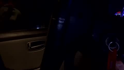 B online show from December 7, 10:01 am