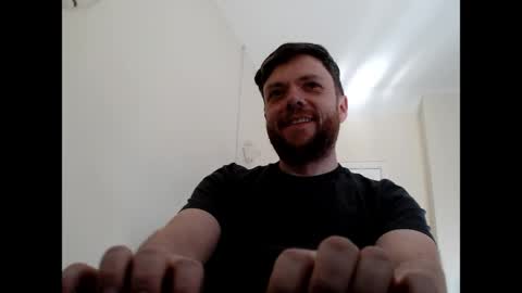 Snapshot of moveable chatting on April 24, 4:42 pm moveable online show from April 24, 4:42 pm