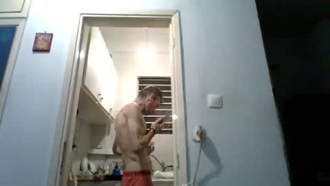 Snapshot of mppempis81 chatting on June 9, 7:03 pm mppempis81 online show from June 9, 7:03 pm