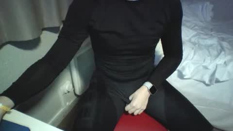 Snapshot of mr0699hotboy chatting on December 4, 4:05 pm mr0699hotboy online show from December 4, 4:05 pm