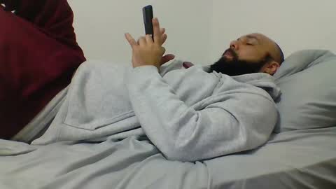 Snapshot of mr8plus chatting on January 12, 2:14 am Mr8 online show from January 12, 2:14 am