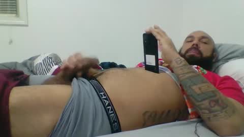 Snapshot of mr8plus chatting on January 26, 5:45 am Mr8 online show from January 26, 5:45 am