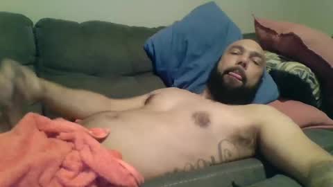 Snapshot of mr8plus chatting on February 26, 11:37 pm Mr8 online show from February 26, 11:37 pm