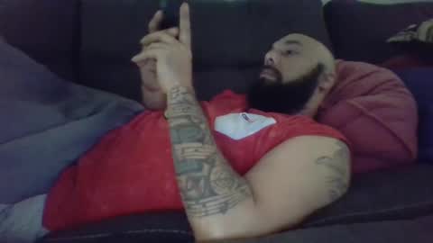 Snapshot of mr8plus chatting on March 7, 6:00 pm Mr8 online show from March 7, 6:00 pm