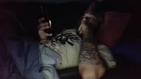 Snapshot of mr8plus chatting on March 11, 4:43 am Mr8 online show from March 11, 4:43 am