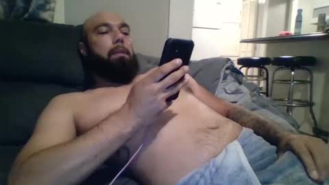 Snapshot of mr8plus chatting on September 27, 1:10 am Mr8 online show from September 27, 1:10 am