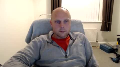 Snapshot of mr_baldy chatting on September 27, 10:59 pm Mr Baldy Likes to Chat online show from September 27, 10:59 pm