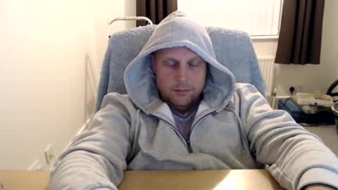 Snapshot of mr_baldy chatting on October 4, 10:08 pm Mr Baldy Likes to Chat online show from October 4, 10:08 pm