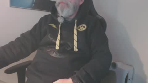 mr_boombastic2021 online show from January 11, 11:23 am