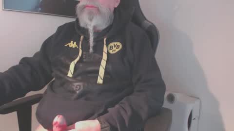 mr_boombastic2021 online show from March 1, 10:13 am