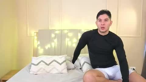 Snapshot of mr_danni_ chatting on December 2, 6:47 pm Danny Aleja online show from December 2, 6:47 pm