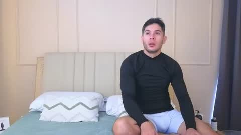 Snapshot of mr_danni_ chatting on July 4, 4:46 pm Danny Aleja online show from July 4, 4:46 pm