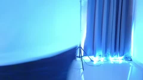 Snapshot of mr_danni_ chatting on July 29, 4:05 pm Danny Aleja online show from July 29, 4:05 pm