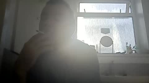 Snapshot of mr_i_ chatting on January 31, 10:42 am mr_i_ online show from January 31, 10:42 am