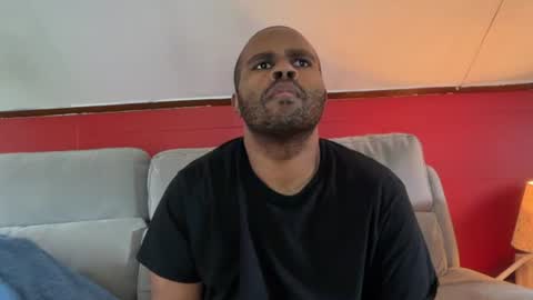 Snapshot of mr_irvin chatting on July 18, 6:34 pm mr_irvin online show from July 18, 6:34 pm