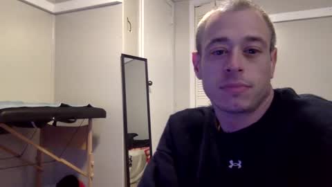 Snapshot of mr_j_showoff chatting on January 21, 7:50 pm whateveryouwant online show from January 21, 7:50 pm