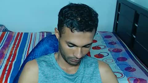 Max online show from May 10, 5:18 pm