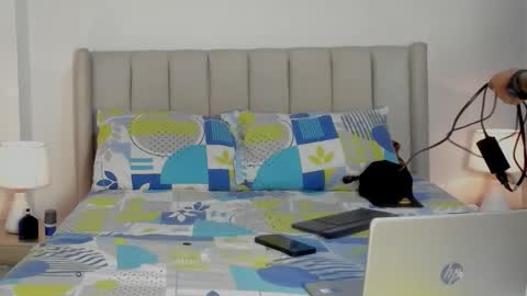 mr_maximo online show from March 13, 5:14 am