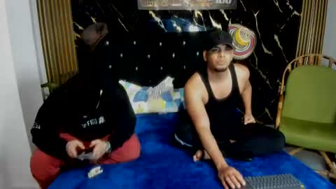 mr_maximo online show from July 26, 5:15 am