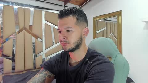 MIKEE online show from February 5, 3:02 am