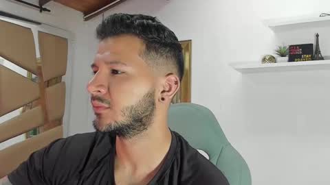 MIKEE online show from February 20, 3:01 am