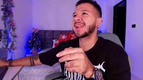 MIKEE online show from December 15, 3:11 am