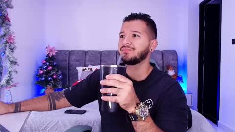 MIKEE online show from December 17, 3:01 am