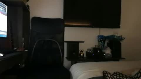 Dannys online show from February 26, 2:37 am