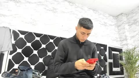 Mr Porn  online show from June 18, 2:23 am