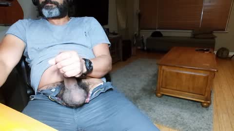 Snapshot of mr_rabbit77 chatting on December 12, 5:52 am Rabbit online show from December 12, 5:52 am