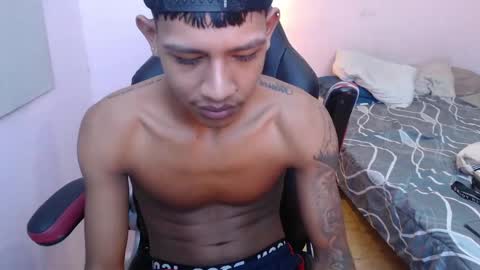 Snapshot of mr_stiven_ chatting on January 3, 9:15 am mr_stiven_ online show from January 3, 9:15 am